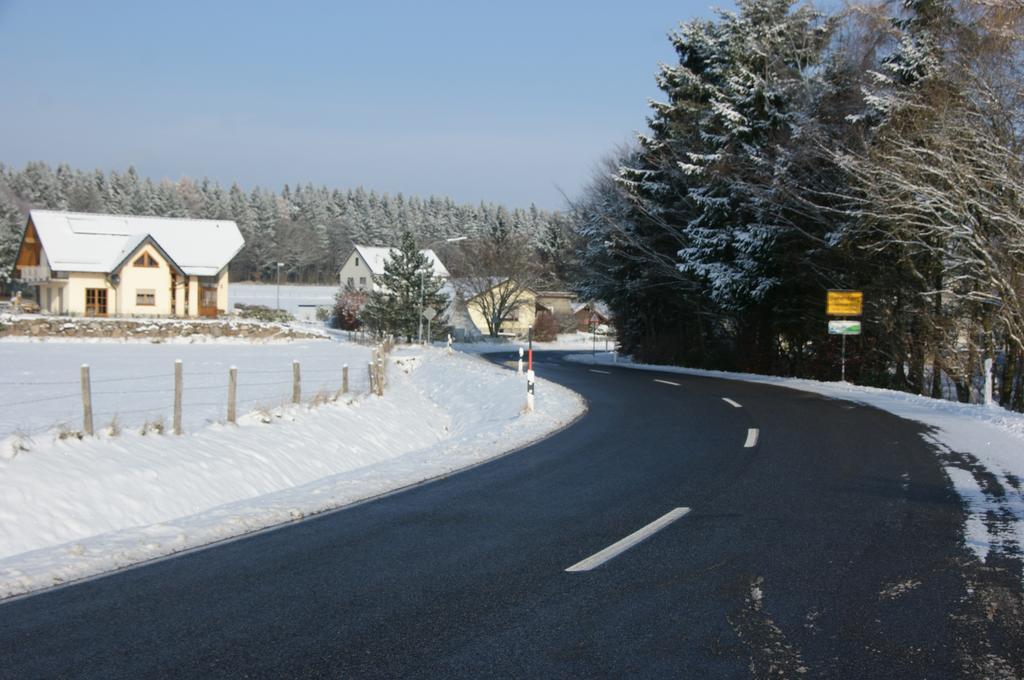 Eifelhoeve In Benenberg Hellenthal Rum bild